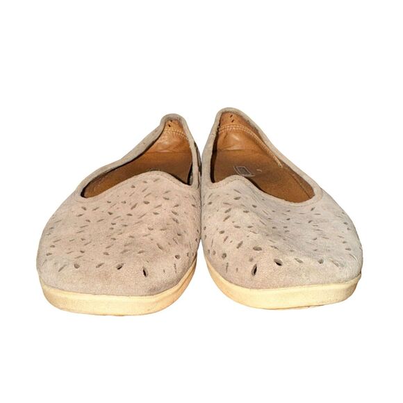 Olukai Momi Flat Women's Size 8.5 Taupe Leather Perforated Slip On Comfort Shoe - Picture 2 of 8